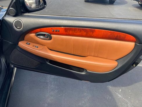 Used 2003 Lexus SC 430 Base 2dr Convertible image 87