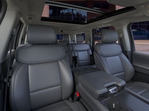 New 2026 Ford Expedition Active AWD/4WD image 10