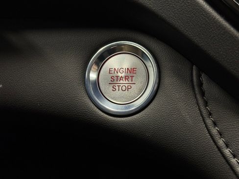 Used 2024 Acura RDX SH-AWD image 30