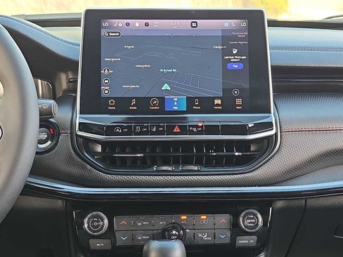 Used 2023 Jeep Compass Trailhawk w/ Trailhawk Elite Group image 20