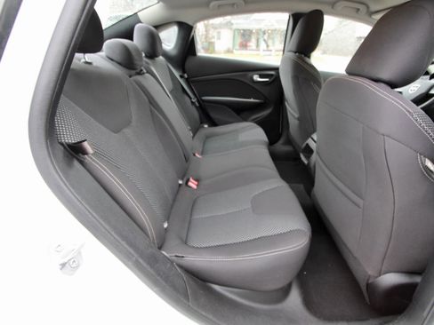 Used 2015 Dodge Dart SXT w/ Cold Weather Group image 16