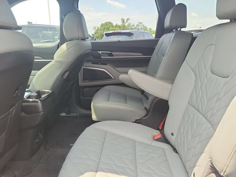 Used 2024 Kia Telluride EX X-Line AWD/4WD image 22