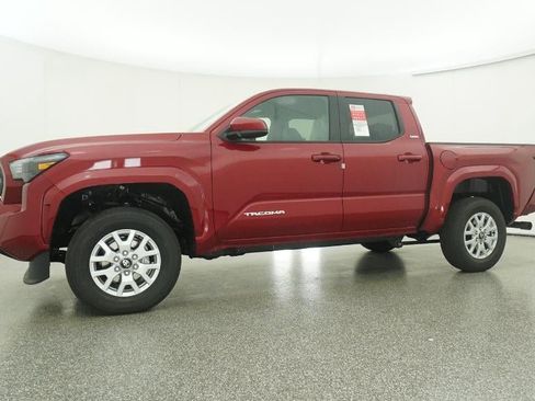 New 2026 Toyota Tacoma SR5 image 18