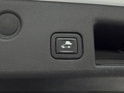 Used 2022 Chevrolet Equinox LT FWD image 31