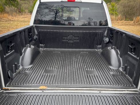 Used 2019 Ford F150 XLT w/ Equipment Group 302A Luxury image 7