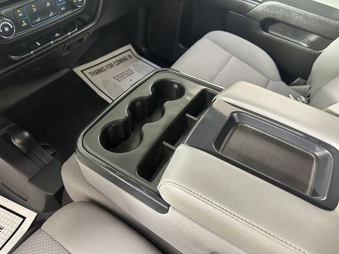Used 2017 Chevrolet Silverado 1500 W/T AWD/4WD image 31
