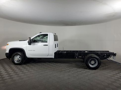 New 2026 Chevrolet Silverado 3500 W/T image 6