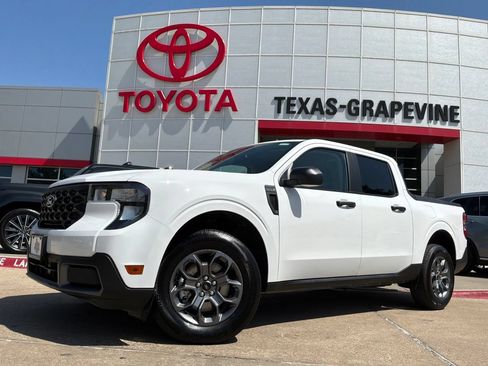 Used 2026 Ford Maverick XLT FWD image 2