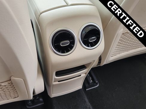 Certified 2022 Mercedes-Benz EQB 300 4MATIC image 29