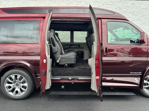 New 2026 GMC Savana 2500 w/ Driver Convenience Package RWD image 7
