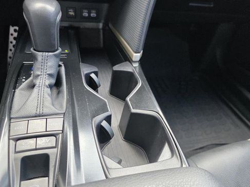 Certified 2025 Toyota Camry SE w/ Convenience Package image 19