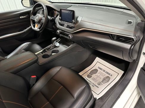 Used 2021 Nissan Altima 2.5 SR image 7