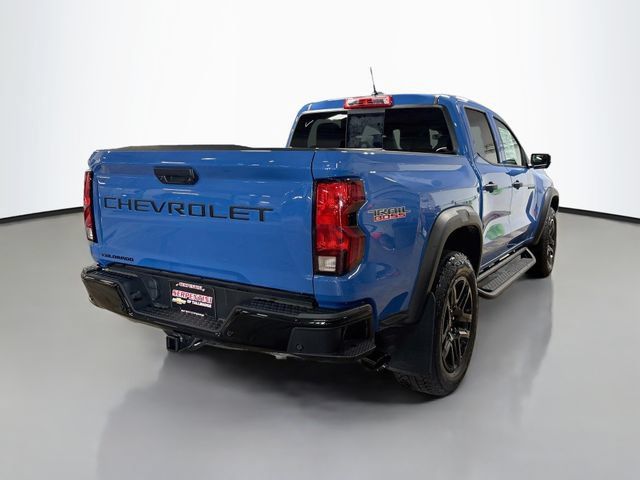 New 2025 Chevrolet Colorado Trail Boss w/ Off-Road Front Bumper Package AWD/4WD image 25