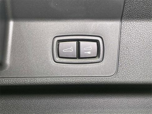 New 2026 Porsche Panamera 4 image 21