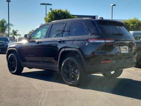 New 2025 Jeep Grand Cherokee Altitude AWD/4WD image 25