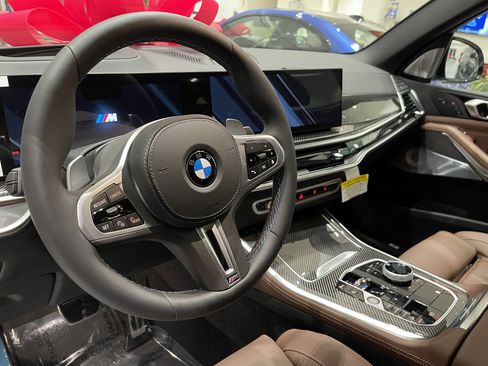 New 2026 BMW X5 M60i image 12