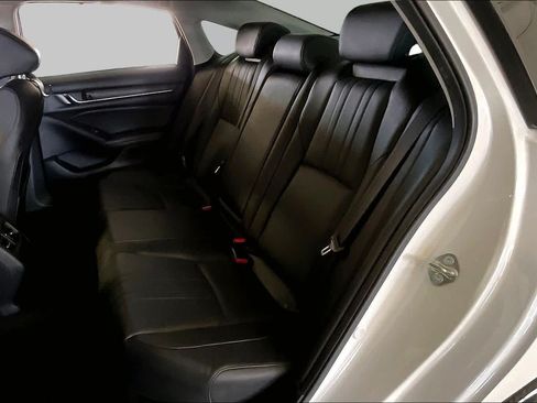 Used 2019 Honda Accord EX-L image 18