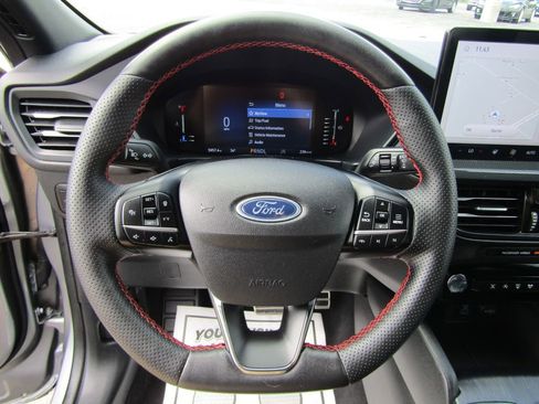 Used 2023 Ford Escape ST-Line w/ Tech Pack #1 image 16