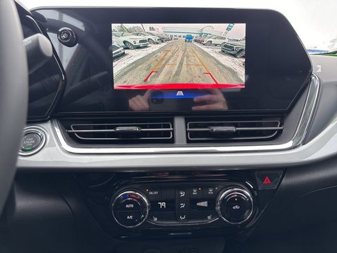 New 2026 Chevrolet Trax LT image 16