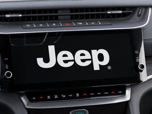 New 2026 Jeep Grand Cherokee Altitude AWD/4WD image 27