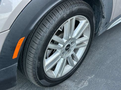 Used 2023 MINI Cooper Countryman S FWD image 3