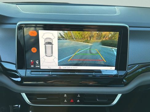 New 2026 Volkswagen Atlas Peak Edition AWD/4WD image 16