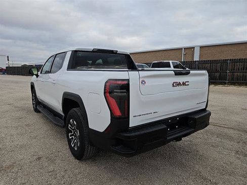New 2026 GMC Sierra EV Elevation image 23