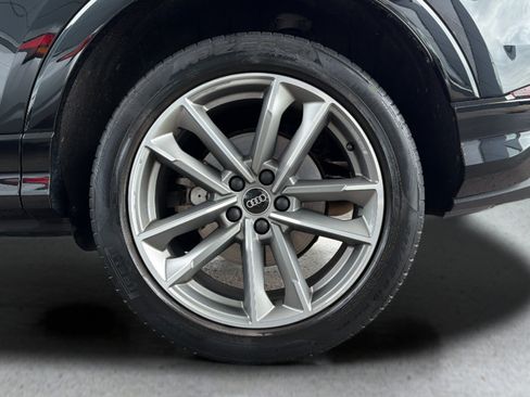 Used 2023 Audi Q3 2.0T Premium w/ Black Optic Sport Package AWD/4WD image 27