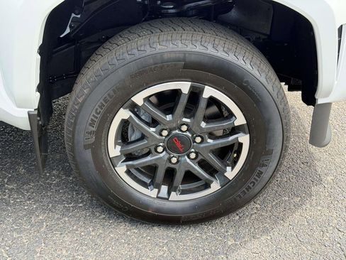 Used 2024 Toyota Tacoma TRD Sport AWD/4WD image 26