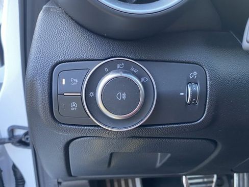 Used 2022 Alfa Romeo Giulia Veloce image 14