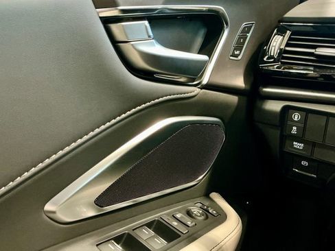 New 2026 Acura RDX SH-AWD image 16
