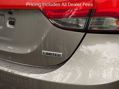 Used 2015 Hyundai Elantra Limited FWD image 7