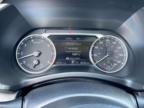 Used 2024 Nissan Sentra SV FWD image 23