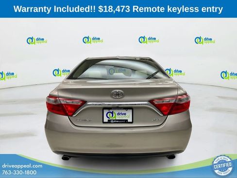 Used 2015 Toyota Camry XSE image 7