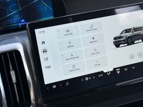 Certified 2025 Ford Expedition Max Platinum image 36