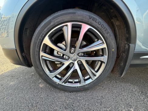 Used 2017 INFINITI QX50 2WD w/ Technology Package image 26