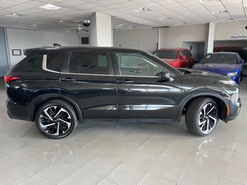 Used 2022 Mitsubishi Outlander ES image 8