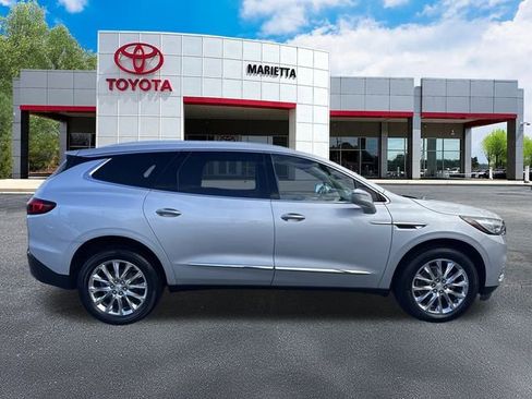 Used 2020 Buick Enclave Premium w/ Sun and Sites Package image 36