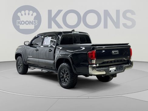 Used 2021 Toyota Tacoma SR5 RWD image 18
