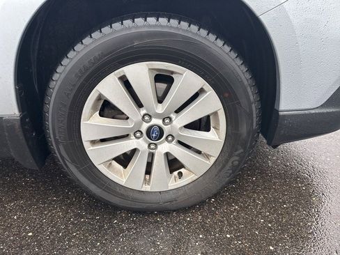 Used 2019 Subaru Outback 2.5i Premium w/ Popular Package #2 image 6