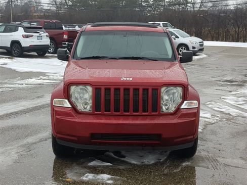 Used 2010 Jeep Liberty Sport w/ Popular Equipment Group image 17