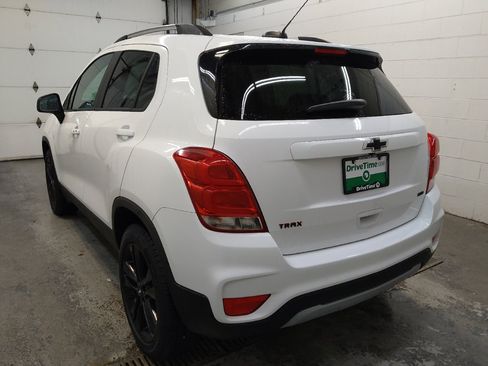 Used 2020 Chevrolet Trax LT w/ Redline Edition AWD/4WD image 5