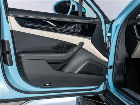 New 2026 Porsche Panamera image 22