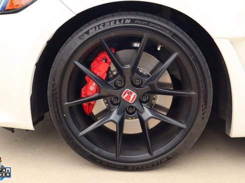Used 2024 Honda Civic Type R image 10