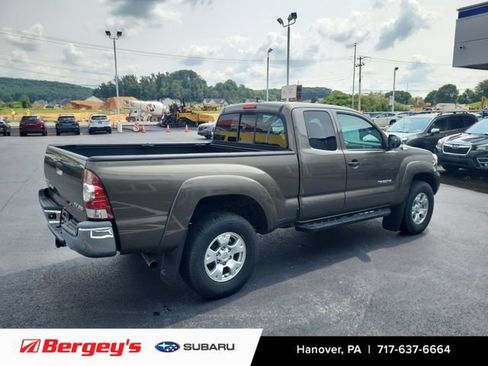 Used 2014 Toyota Tacoma 4x4 Access Cab V6 w/ SR5 Package image 4