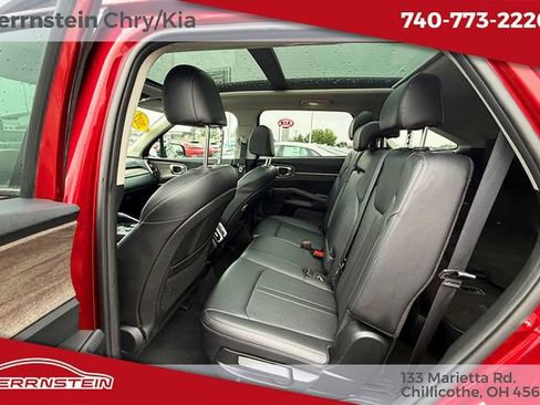 Used 2022 Kia Sorento S w/ Panoramic Sunroof Package AWD/4WD image 24