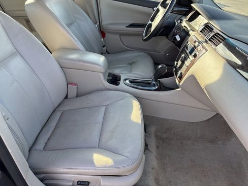 Used 2013 Chevrolet Impala LTZ image 16