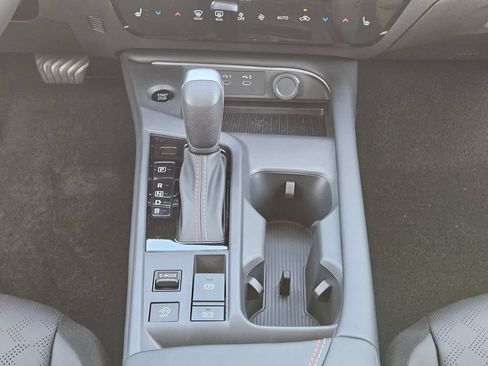 New 2026 Nissan Sentra SR w/ SR Premium Package FWD image 20