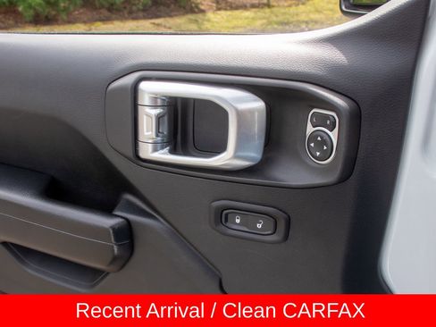 Used 2019 Jeep Wrangler Sport AWD/4WD image 21