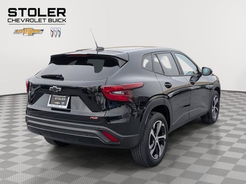 Used 2024 Chevrolet Trax RS w/ Sunroof Package image 5